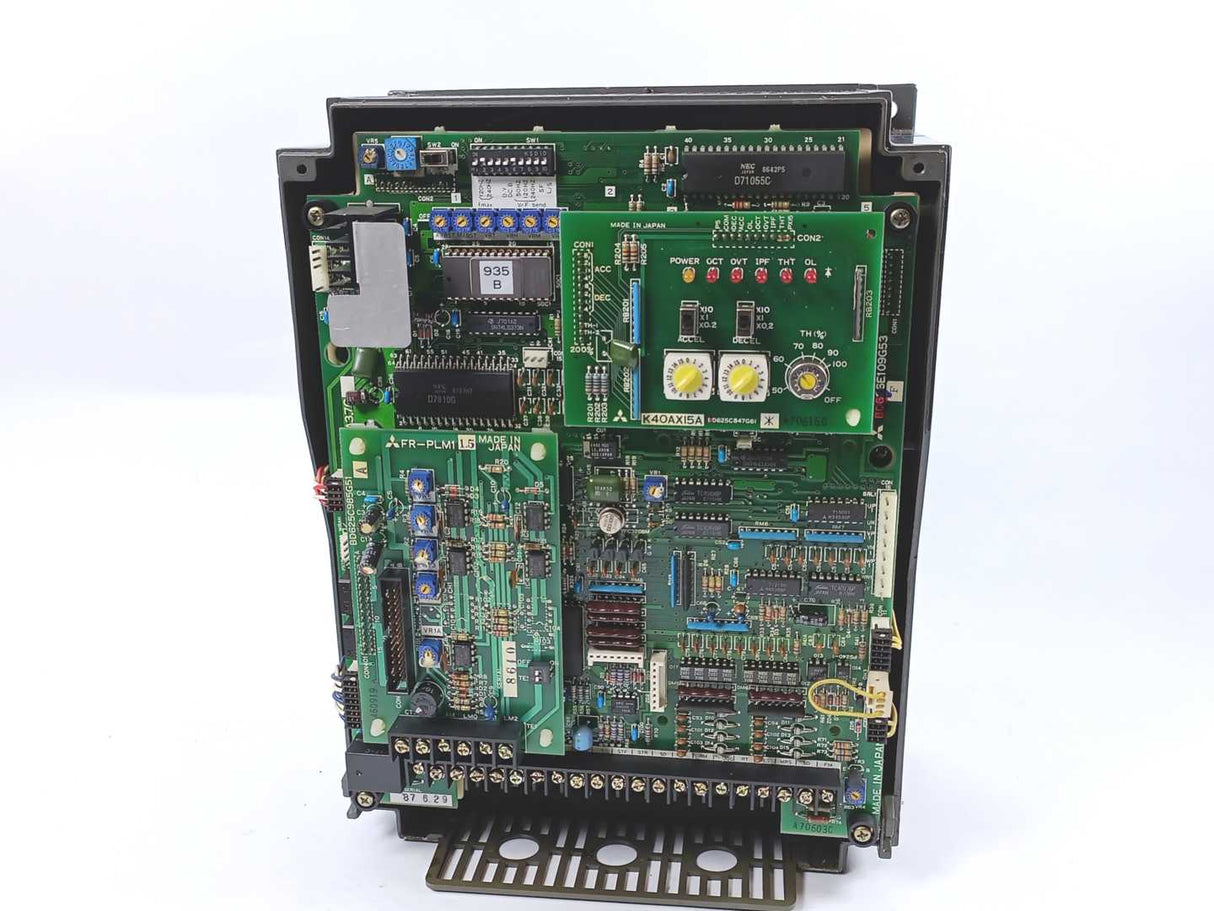 Mitsubishi TD840A548G52 FREQROL-K400 FR-F420-3.7K Inverter 200V