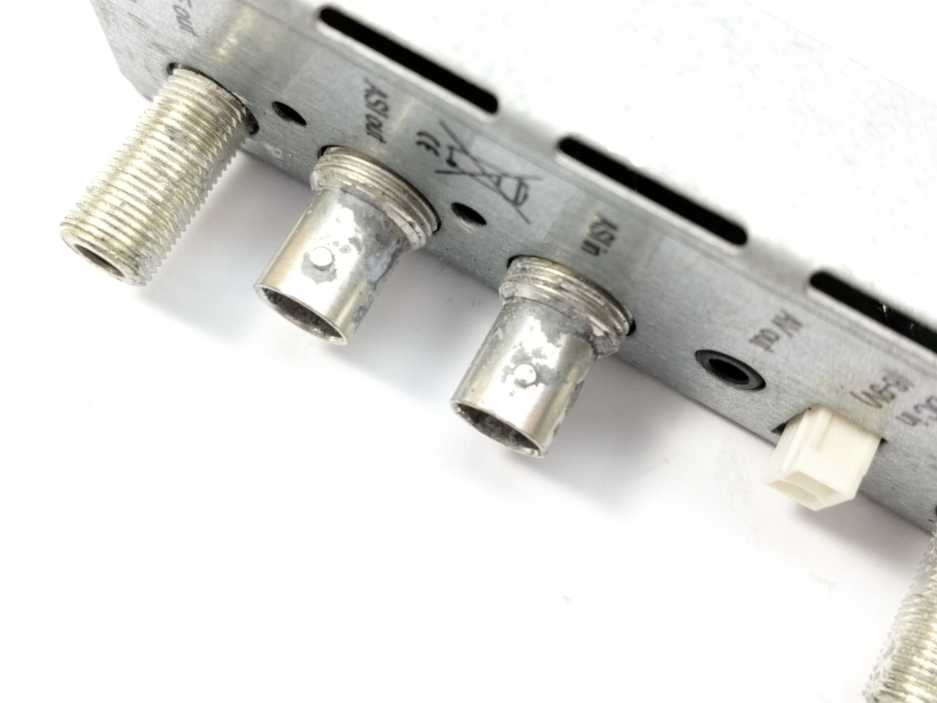 a2b Electronics 111200.01 DVBB-S/S2 ESX-200 Satelite Processor