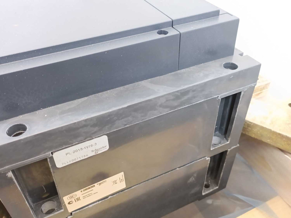 Schneider Electric 31341 Compact INS 2500 Switch Disconnector INS2000/2500