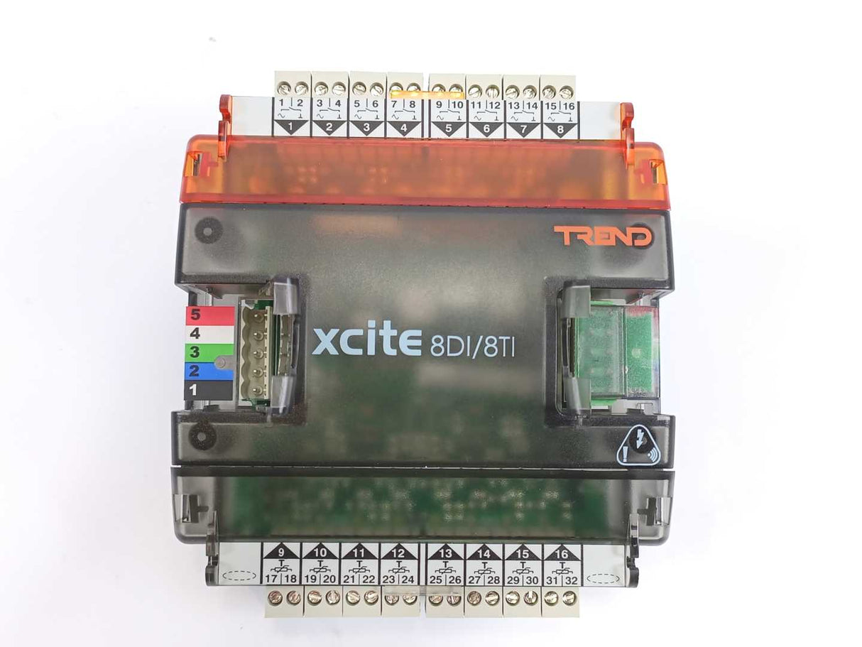 TREND ITEM3-2000U008008 Xcite/IO/8DI/8TI Programmable Logic Control