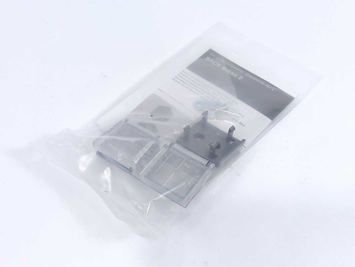 ABB 1SDA073804R1 PLC E2.2..E6.2 Padlocks in Open D7mm