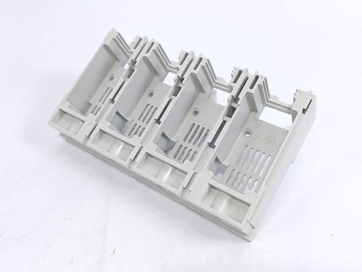 ABB 1SDA104726R1 Adapter for Fixed Terminals for SACE Tmax XT5 630 4-pole CBs