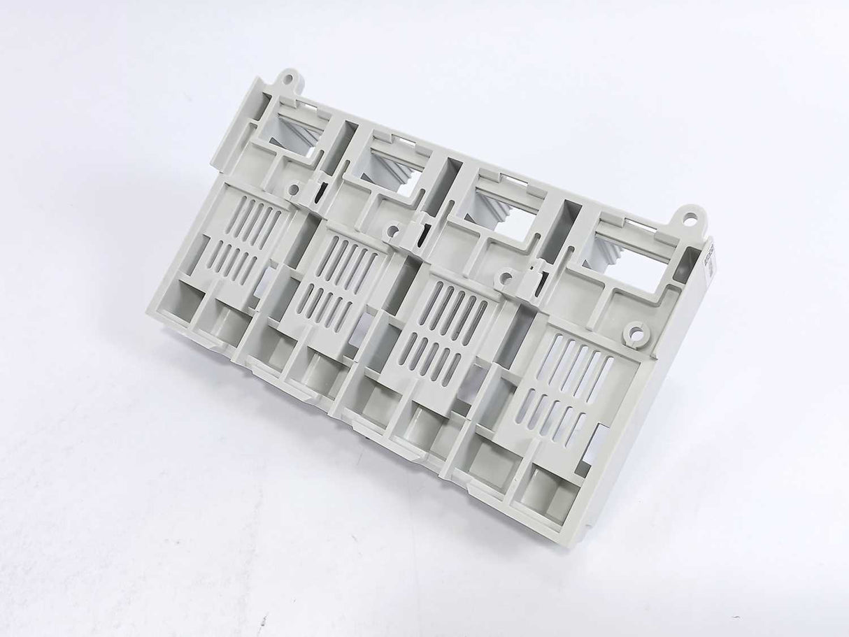 ABB 1SDA104726R1 Adapter for Fixed Terminals for SACE Tmax XT5 630 4-pole CBs