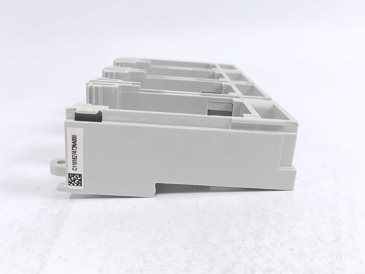 ABB 1SDA104726R1 Adapter for Fixed Terminals for SACE Tmax XT5 630 4-pole CBs