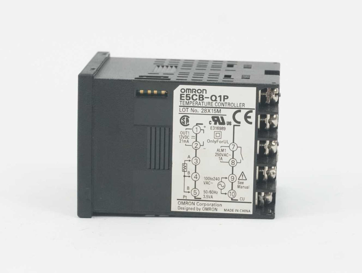 OMRON E5CB-Q1P AC100-240 Panel-Mount PID Digital Temperature Controller