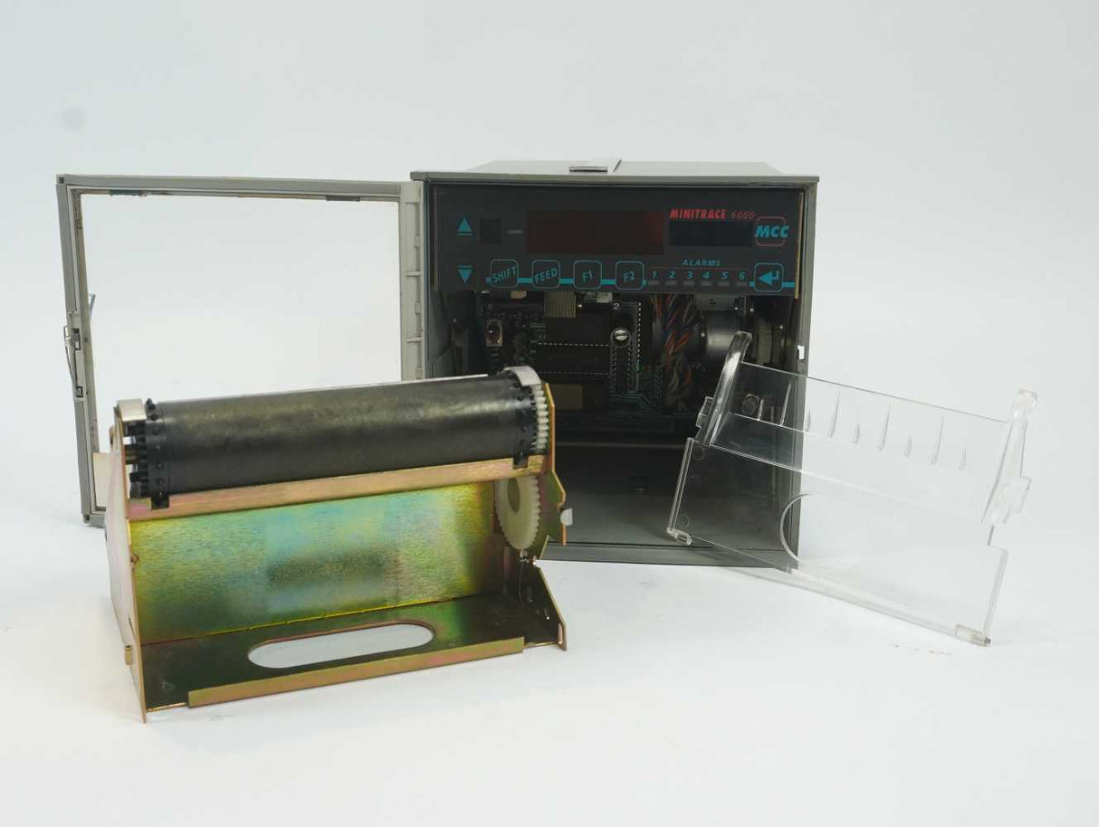 MCC Minitrace 6100 Multi-Channel Temperature / Process Recorder