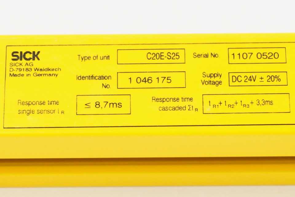 SICK 1046174/1046175 C2000 Industrial Safety Light Curtain, Sender and Receiver
