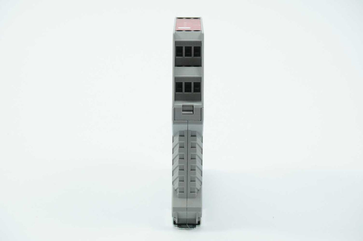OMRON G9SB-2002-C Safety Relay Unit 24VAC/DC