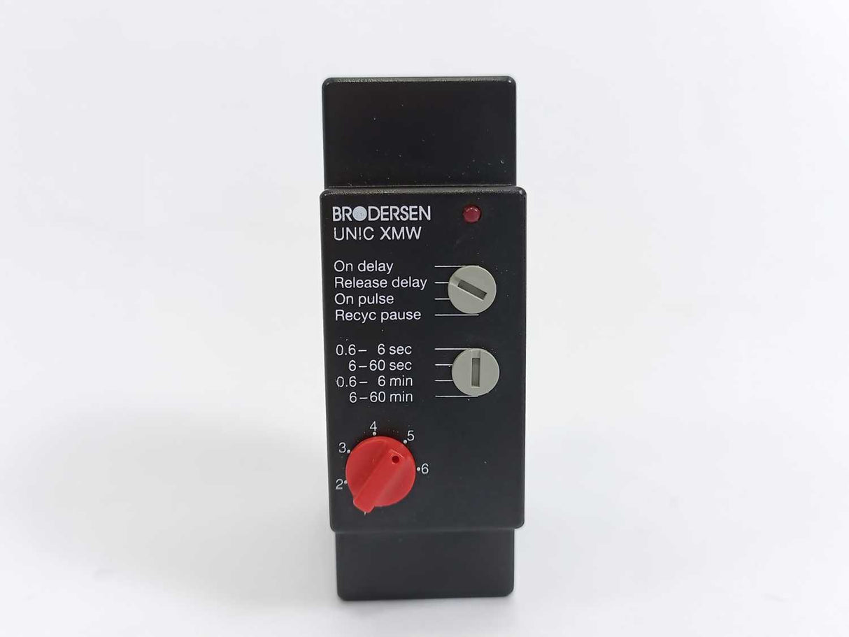 BRODERSEN UNIC XMW SPDT Multi Function Timer Relay