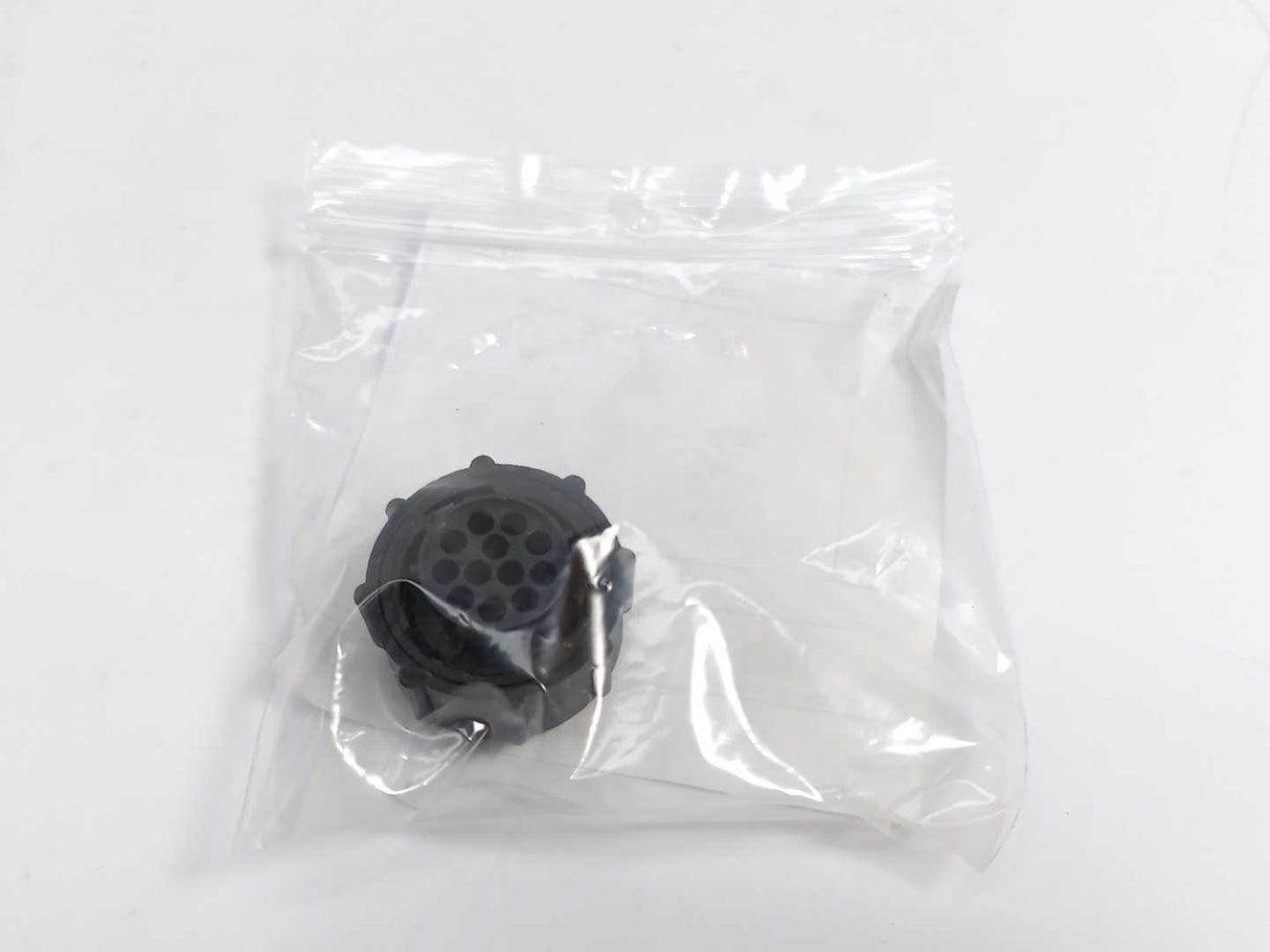 SOURIAU UTP61412S Standard Circular Connector 12P Plug Size 14. 12 Pcs. batch