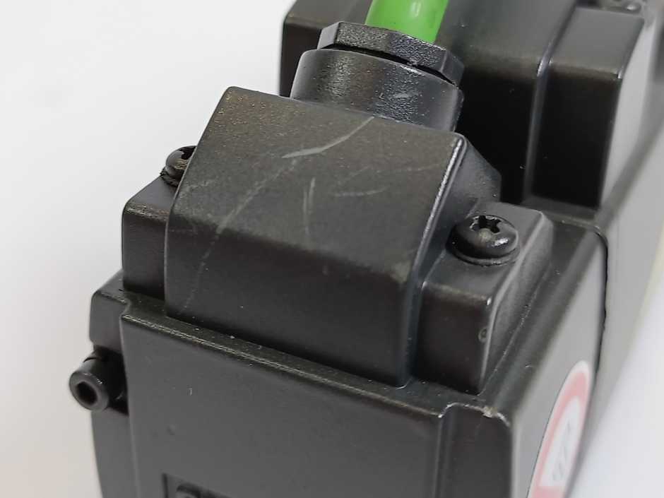 Siemens 1FL6024-2AF21-1AA1 1FL6 3AC 230V 0,1kW 3 Phase Servomotor