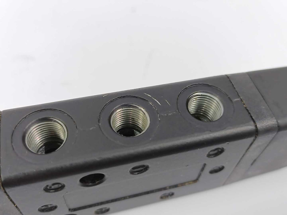 NORGREN X3044702 Super X Air Pilot Operated Valve, G1/8
