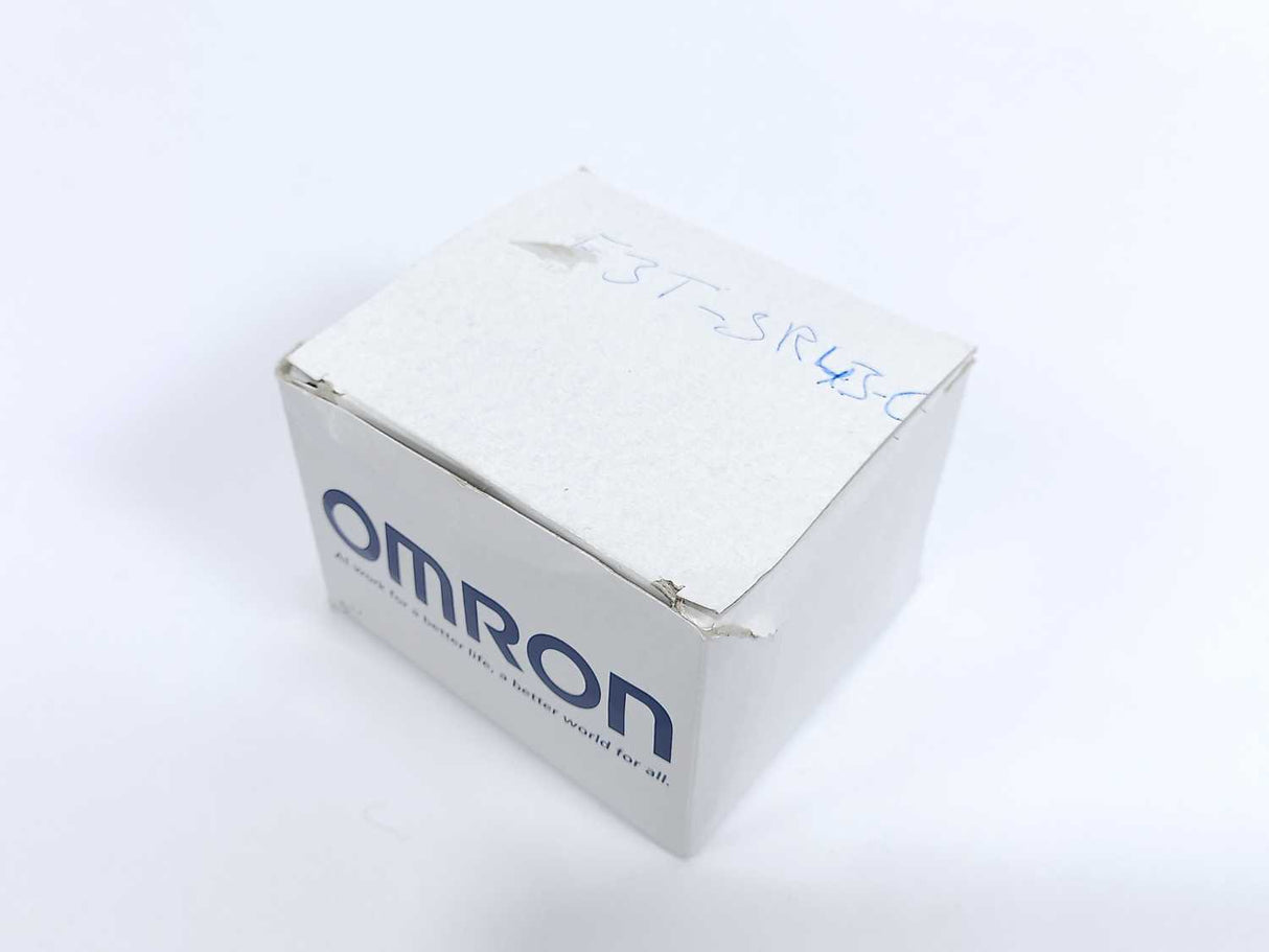 OMRON E3T-SR43-C Photoelectric Switch, 2m Cable, 12-24 V DC