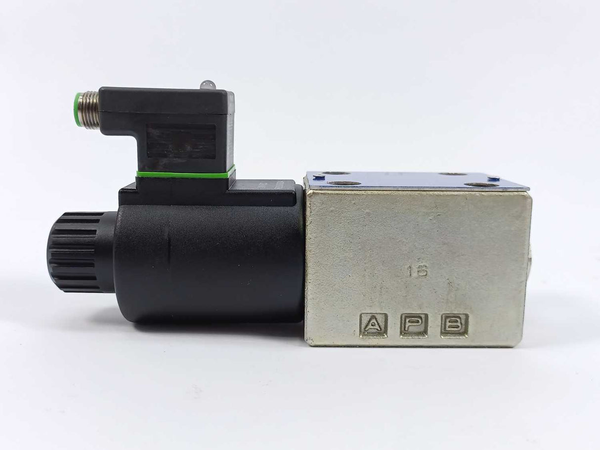 Bosch / Rexroth R933004346 L5111B301OC0100 Valve w/ MURR Elektronik 7000-41421