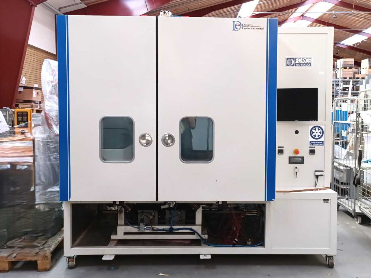 Design Environmental SIGMA 1800-44 Environmental Test Chamber w/ Vibration Table