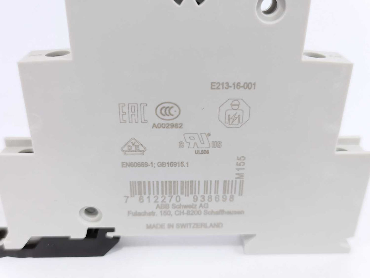 ABB 2CCA703040R0001 E213-16-001 Change over Switch, 16 A, Batch of 10 pcs.