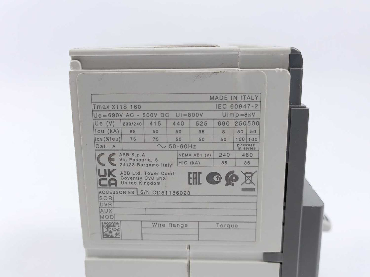 ABB 1SDA067440R1 XT1S 160 TMD 63-630 4p F F Circuit Breaker