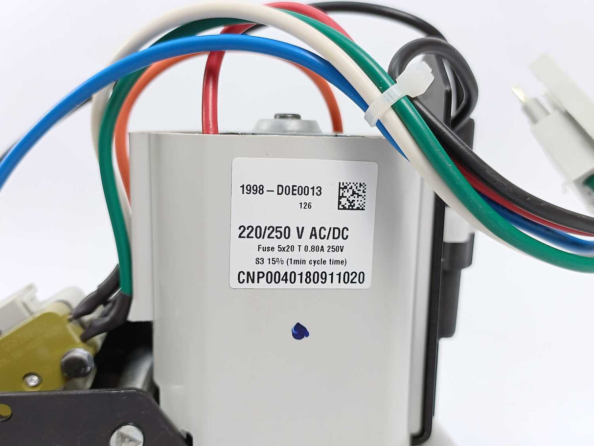 ABB 1998-D0E0013 CNP00401809110520 Geared Motor