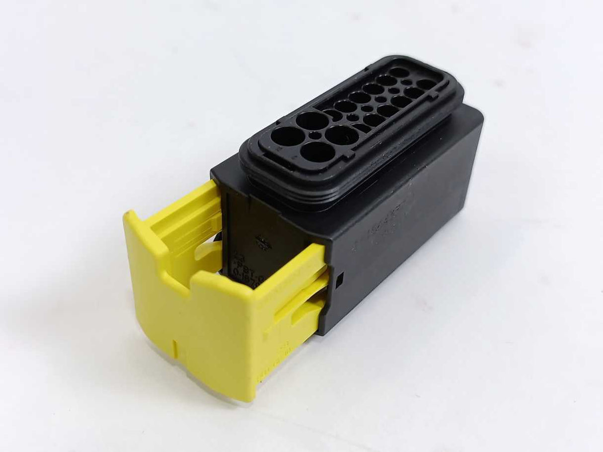 TE Connectivity 756-1101 Automotive 16-Pin Female 1-1564337-1 10 Pcs batch