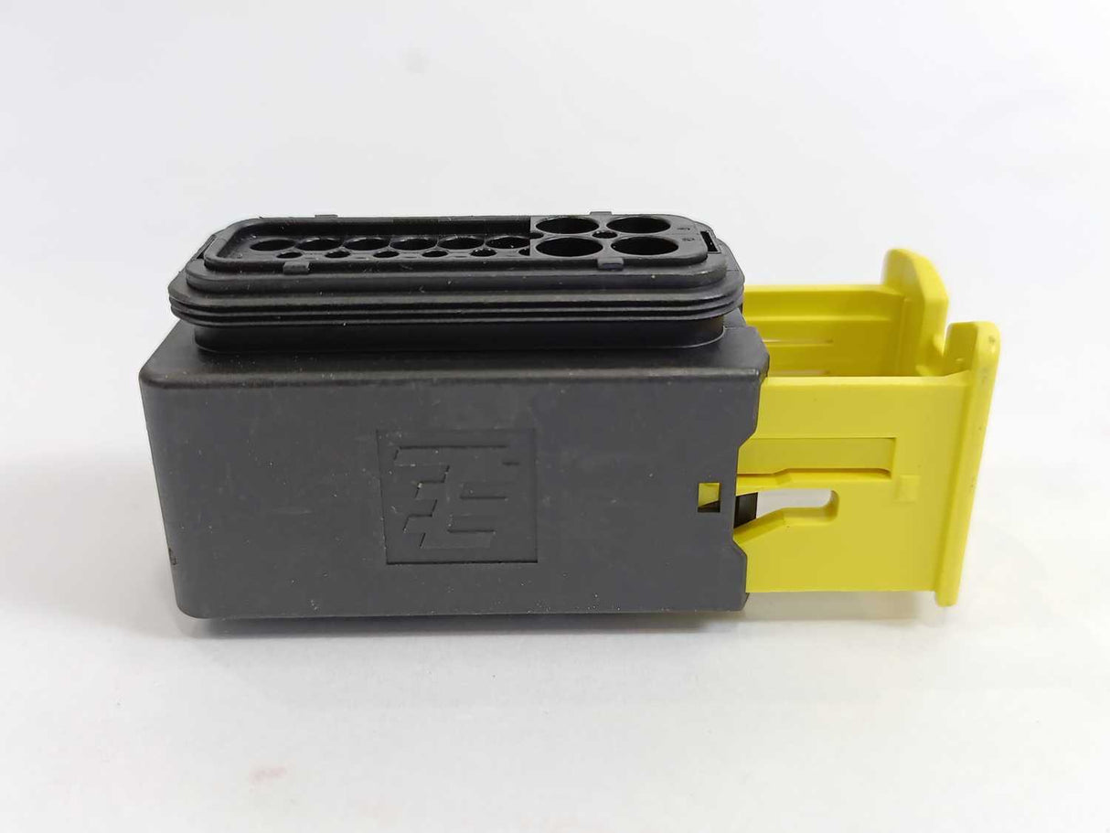 TE Connectivity 756-1101 Automotive 16-Pin Female 1-1564337-1 10 Pcs batch