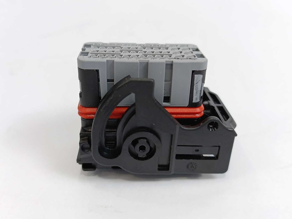 Molex 98993 Automotive Connector Socket Black Cable Mount 48 Way