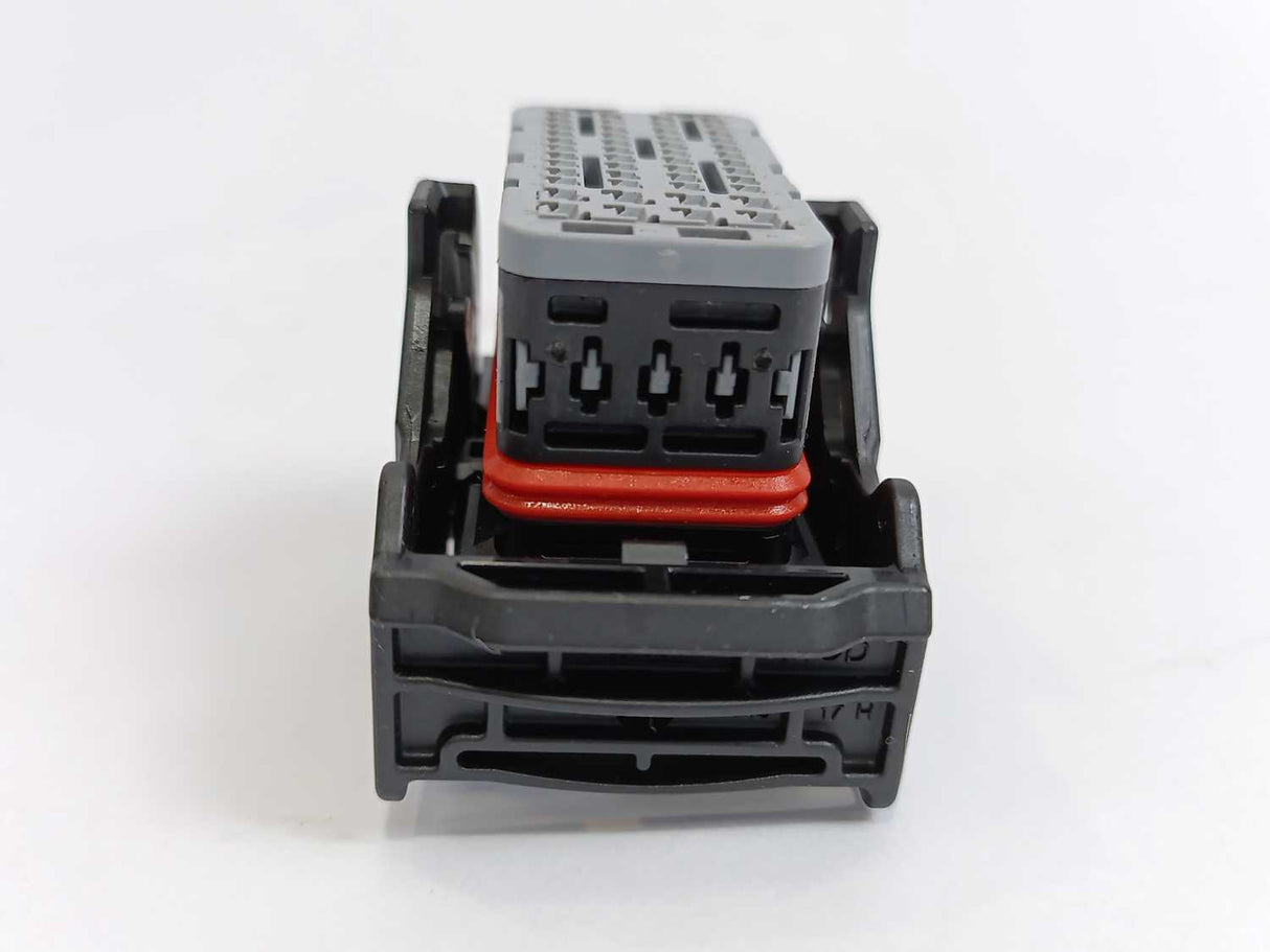 Molex 98993 Automotive Connector Socket Black Cable Mount 48 Way