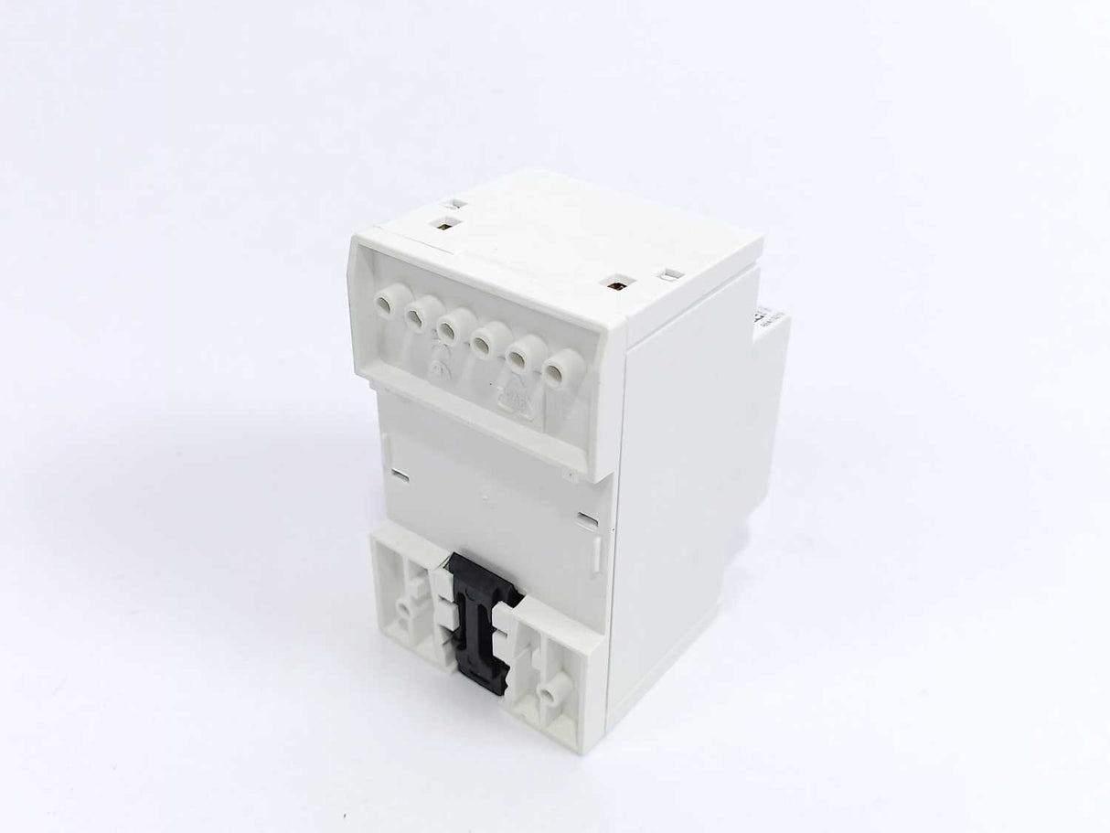Shneider Electric A9A15215 Bell Transformer 230/12-24V-25VA