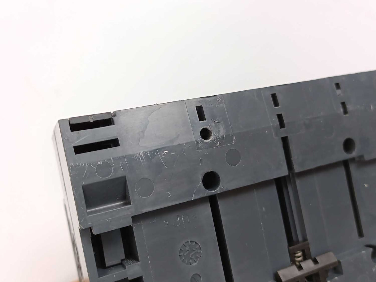 Schneider Electric 28913 Switch Disconnector INS160 4P 160 A
