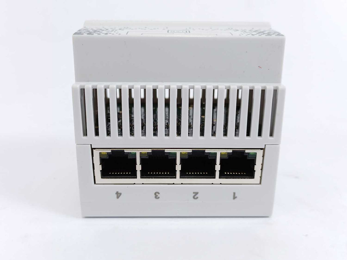 Legrand 413010 Switch 5 Ports Fast Ethernet 100 MBits/s