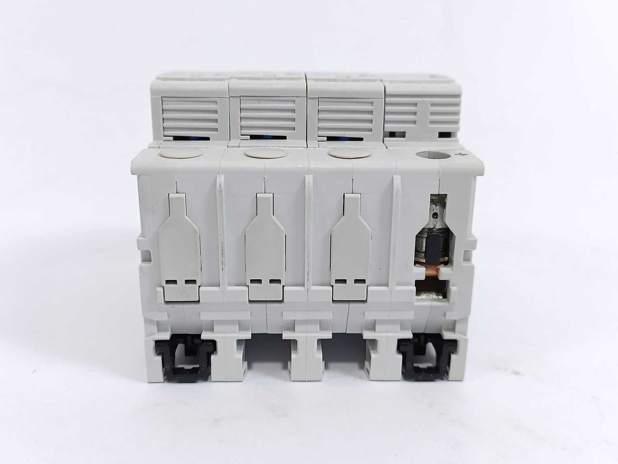 ABB 2CTB803973R1200 OVR T2-T3 3N 20-275 P QS Surge Protective Device