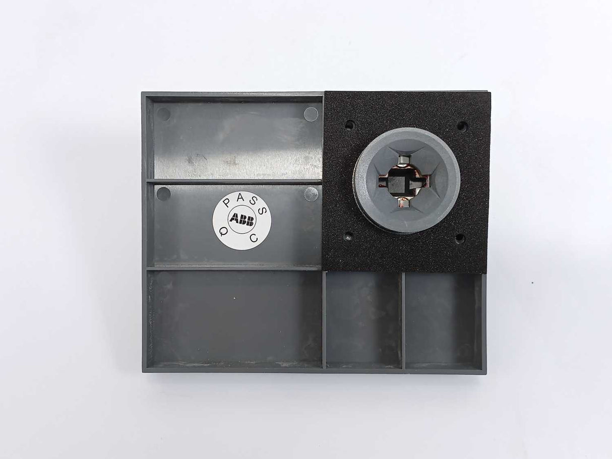 ABB 1SDA104843R1 RHE XT5 F/P STAND. RETURNED Rotary Handle Mechanism