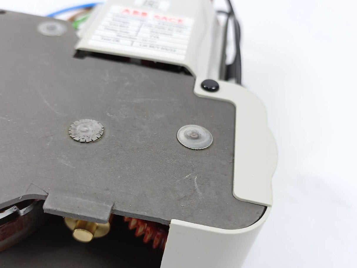 ABB 1SDA073725R1 Geared Motor Device 220-250V AC-DC E2.2...E6.2