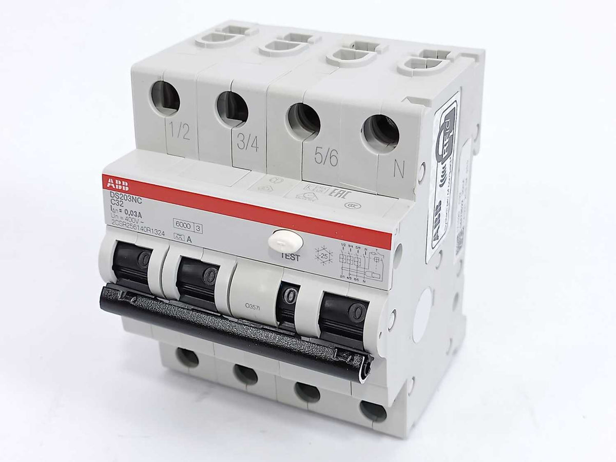 ABB 2CSR256140R1324 DS203NC C32 A30 Circuit Breaker