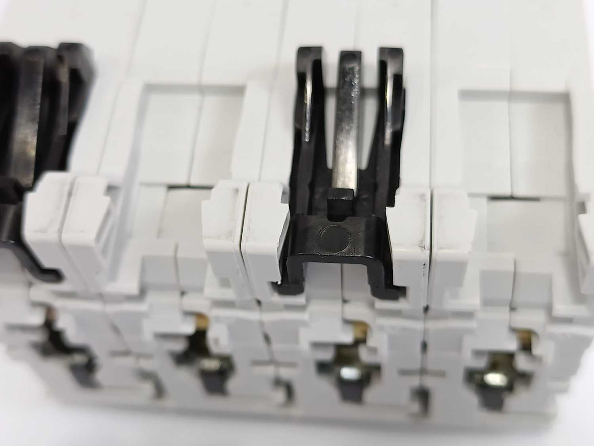 ABB 2CDS253103R0324 Miniature Circuit Breaker