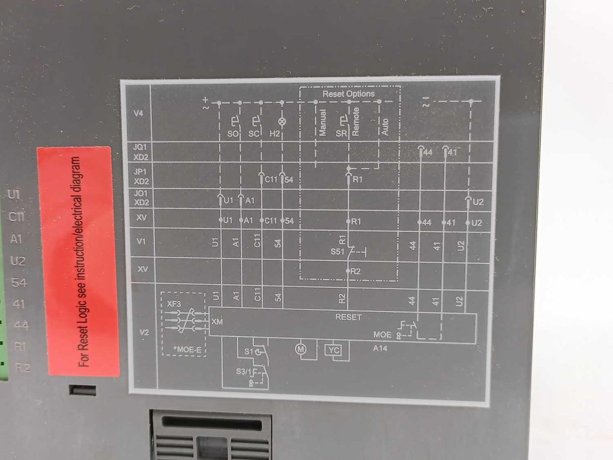 ABB 1SDA104905R1 MOE-E XT5 220-250V AC/DC Motor Operator