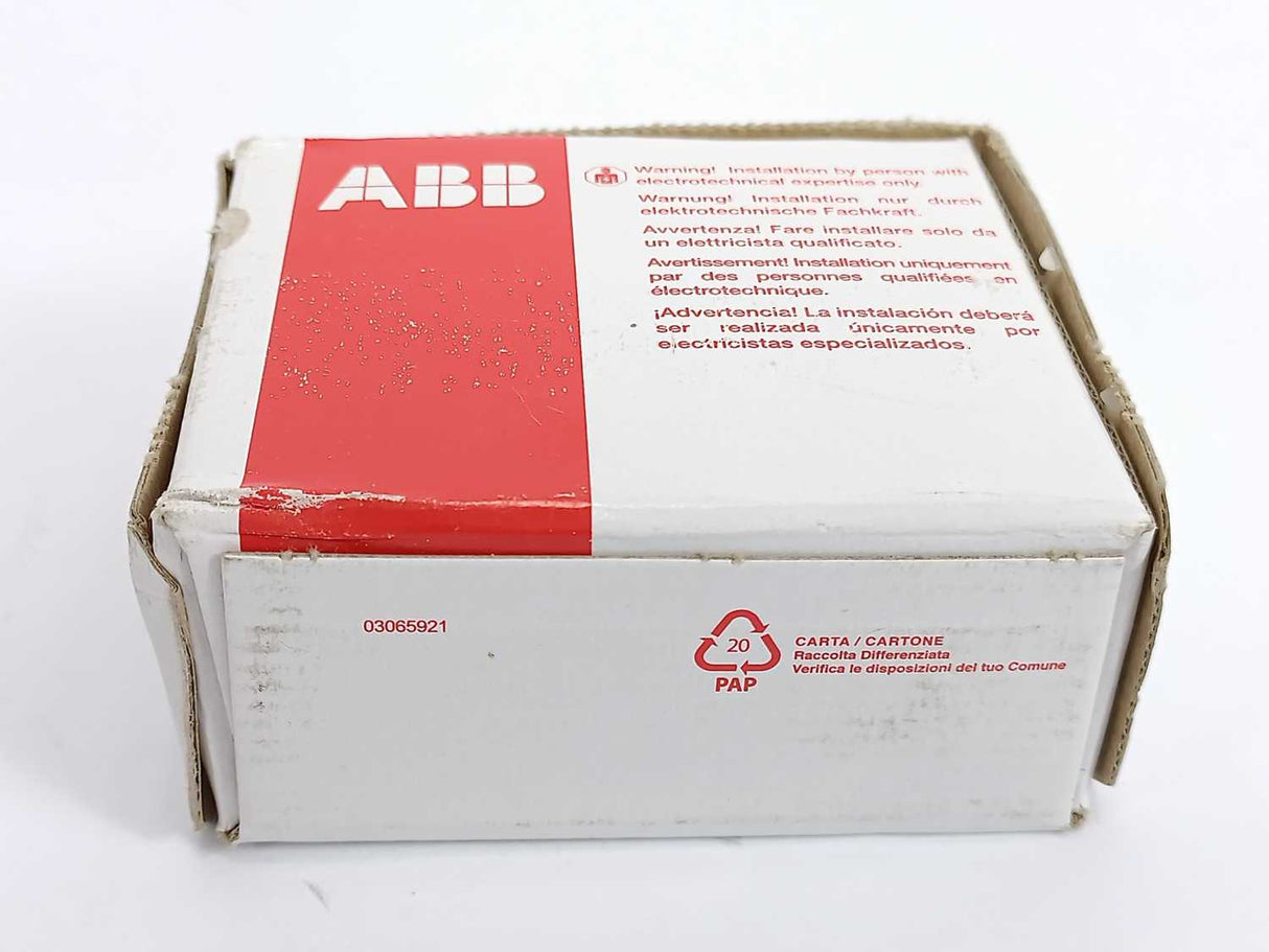 ABB 2CSF202568R3400 F202 B-40/0.3 Residual Current Circuit Breaker 2P 300mA 40A