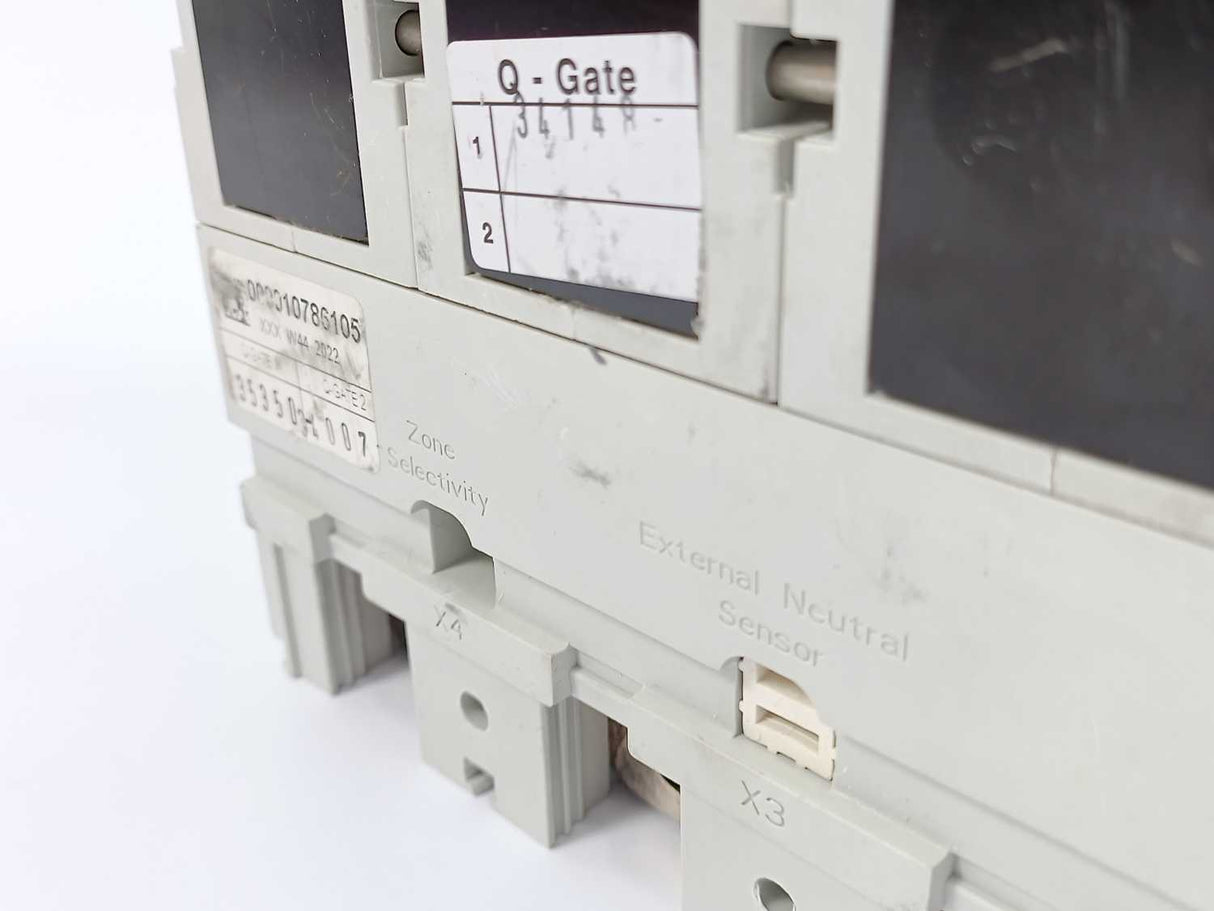 ABB 1SDA100425R1 Circuit Breaker XT5S 630 Ekip Dip LS/I In=630 3p F F , Not used