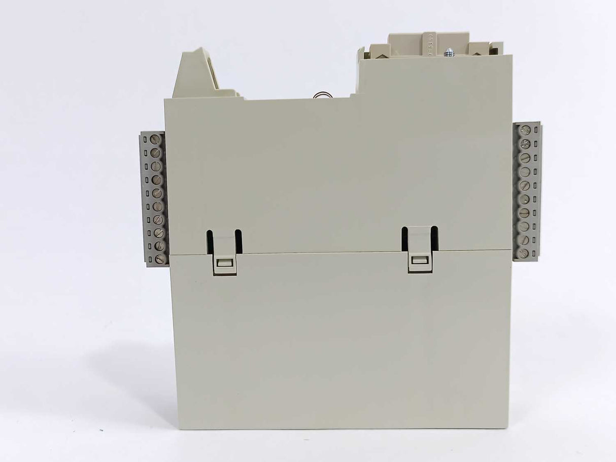 Siemens 6FC5111-0CA02-0AA2 SINUMERIK electronic module, DMP-compact 16A 24V/0.5A