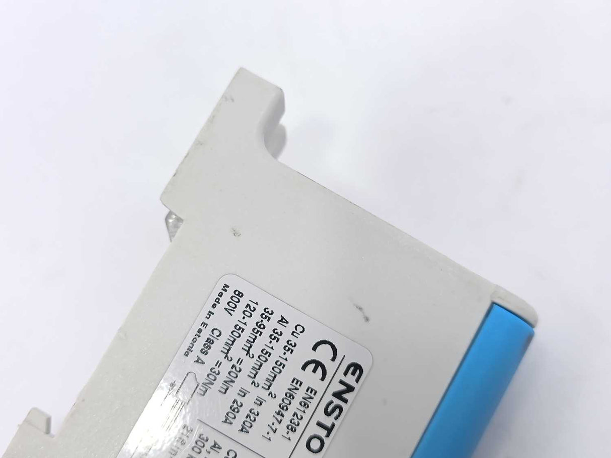 Ensto KE63.2 Universal Terminals, Cu 35-150mm2 In 320A, 35-95mm=20Nm 9 Pcs.