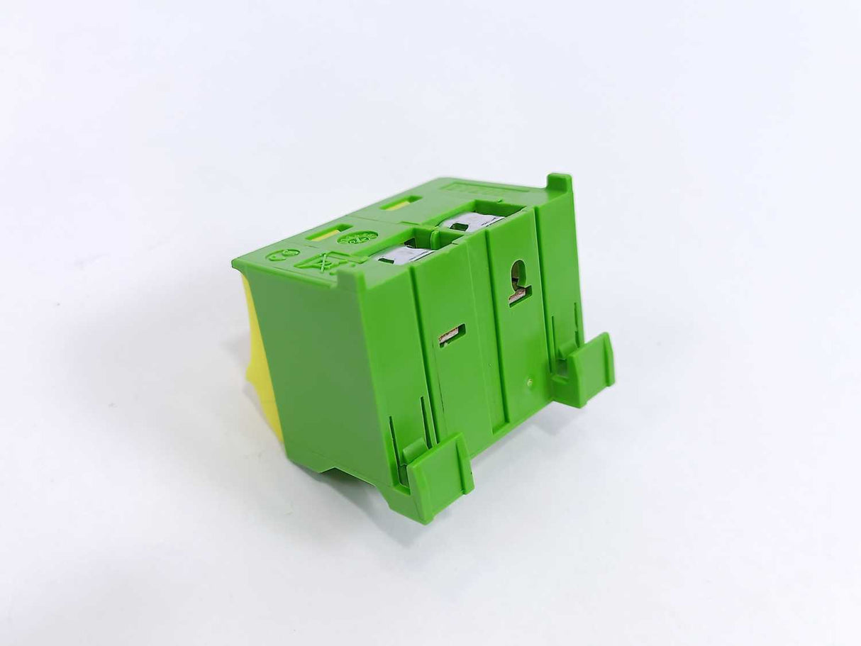 hager KN10E Hooks Earth Clamp Batch 3 Pcs.