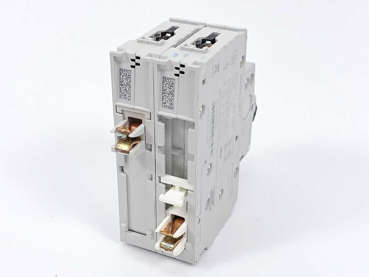 ABB 2CCS571103R8024 S401M-C2NP Plug-in SMISSLINE Circuit Breaker