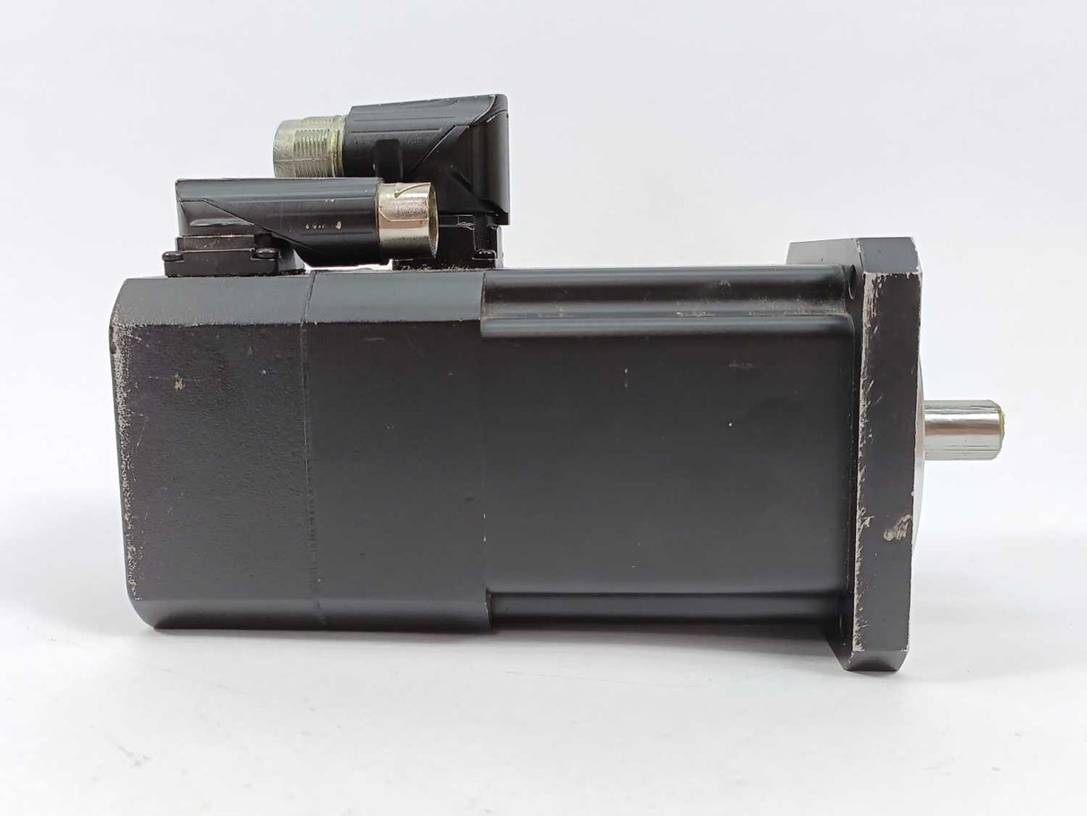 B&R 8LSA33.S0030D000-0 AC Synchronous Servo Motor