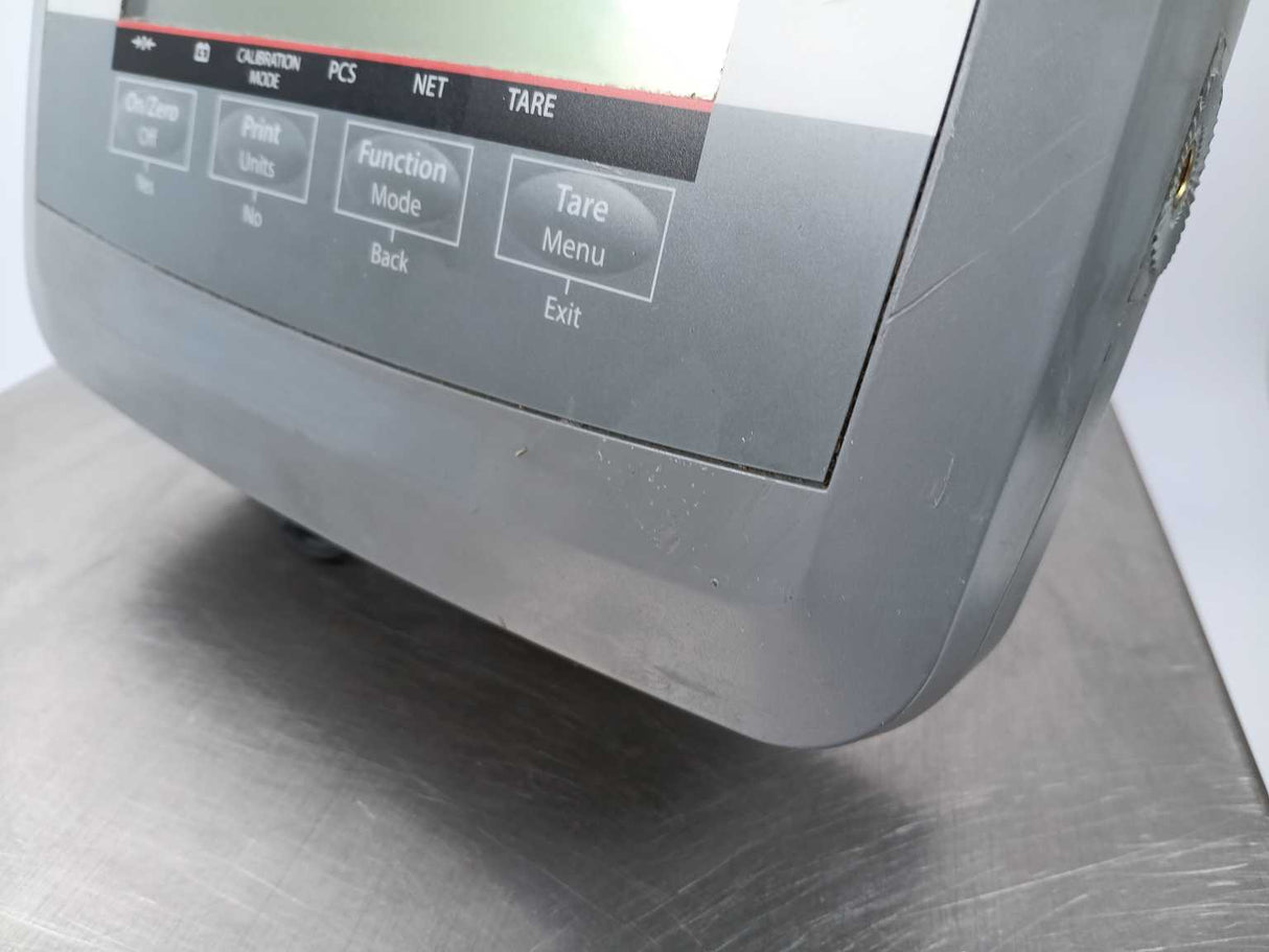 OHAUS D30BR Defender 3000 Industrial Scale w/ T31P Indicator