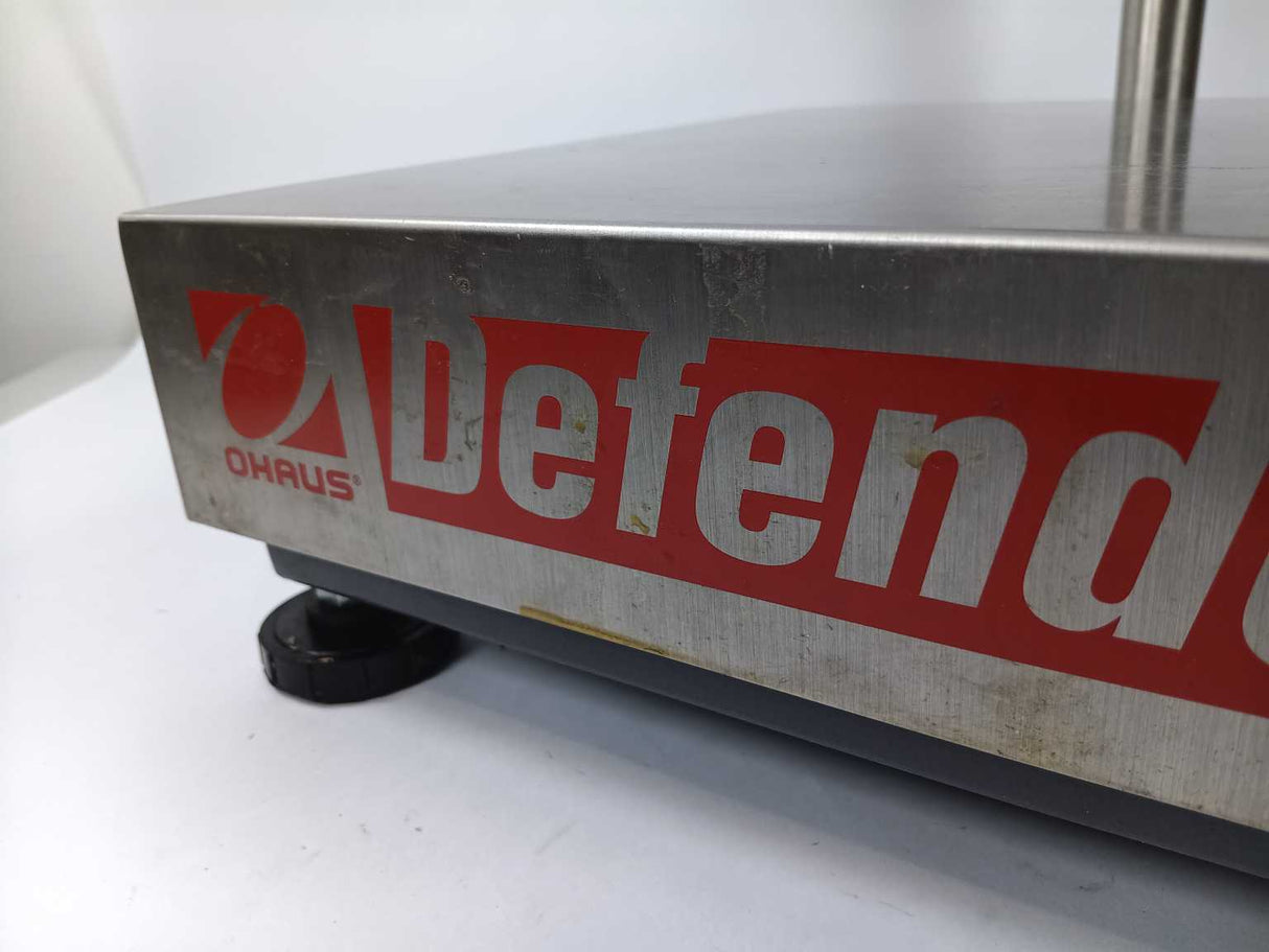 OHAUS D60BR Defender 3000 XtremeW Industrial Scale w/ T32XW Indicator