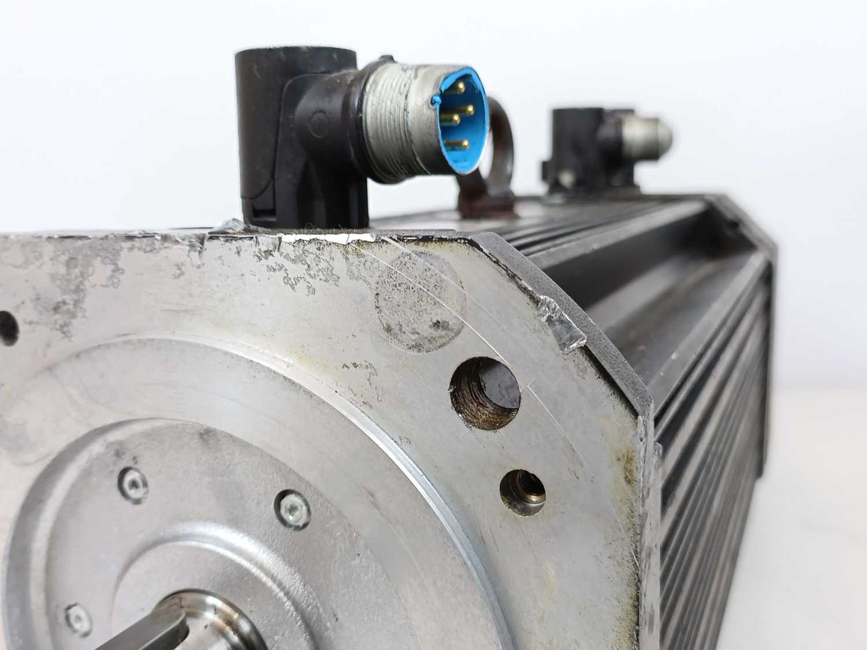 LENZE MDFKARS090-22 00390179 Servo Motor