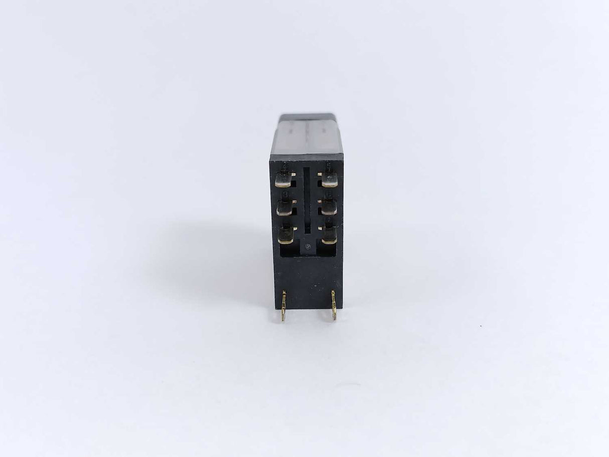 Schneider Electric RXG23B7 Zelio Relay Batch 6pcs.