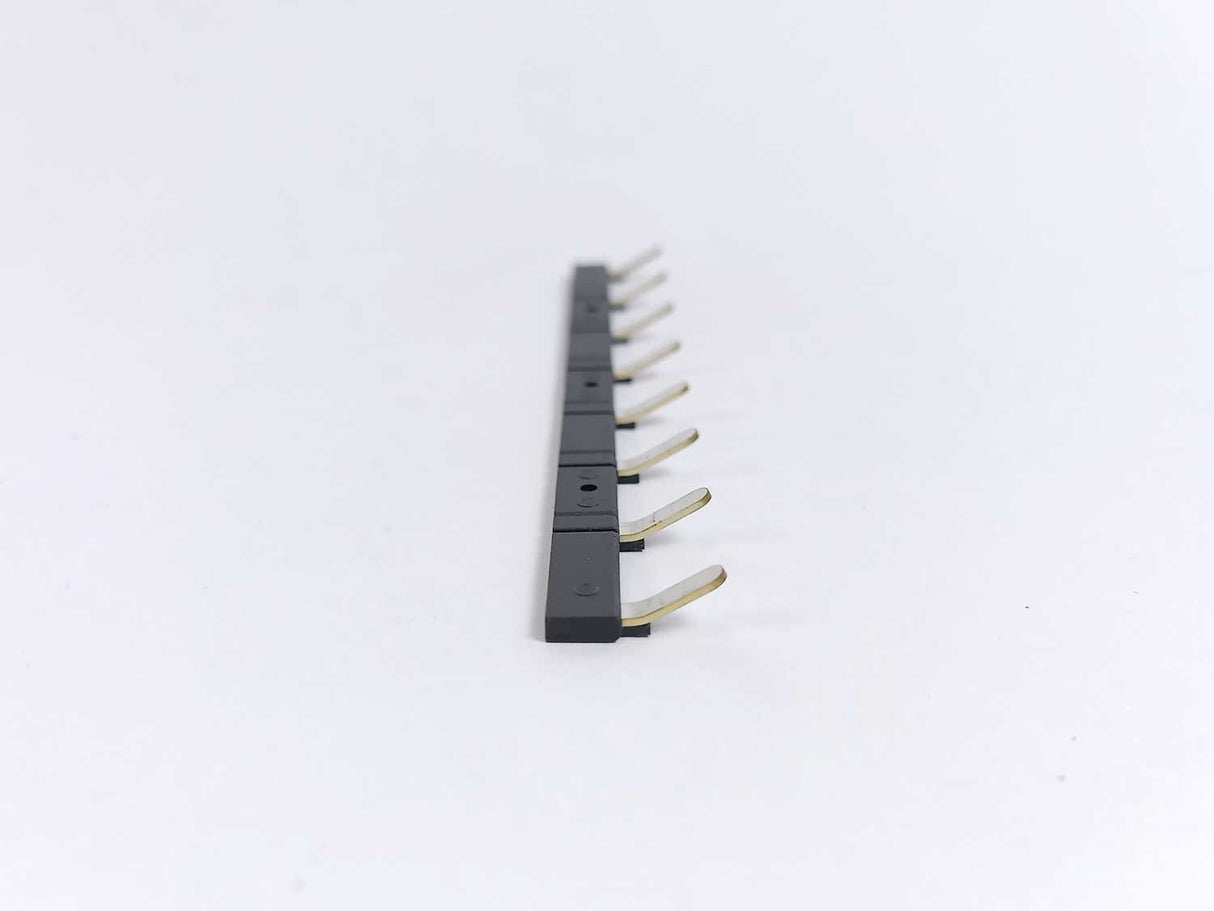 Schneider Electric RGZS08 Coil Bus Jumper 8 Poles Batch 10pcs.