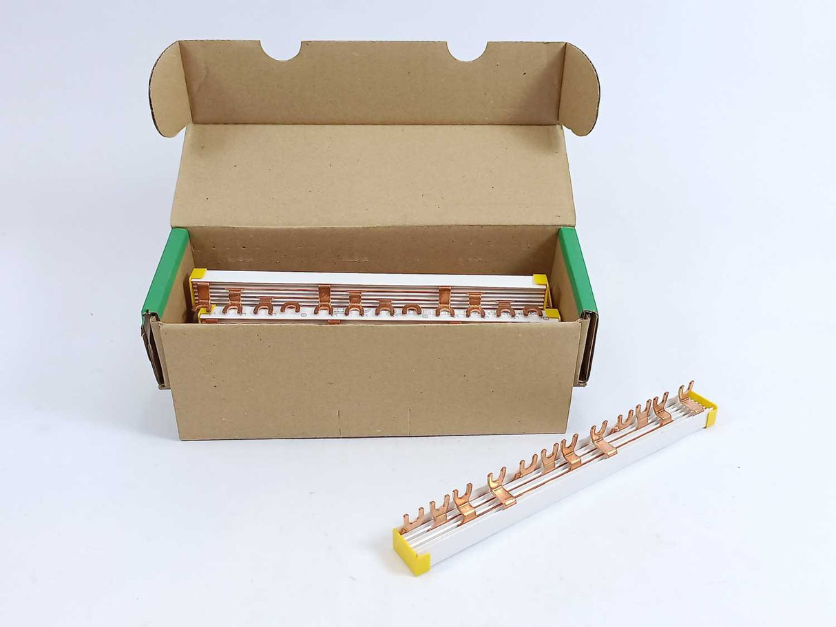 Schneider Electric R9XFH412 Comb Busbar 4P 12mod 63A N-L1-L2-L3 Batch 5pcs.