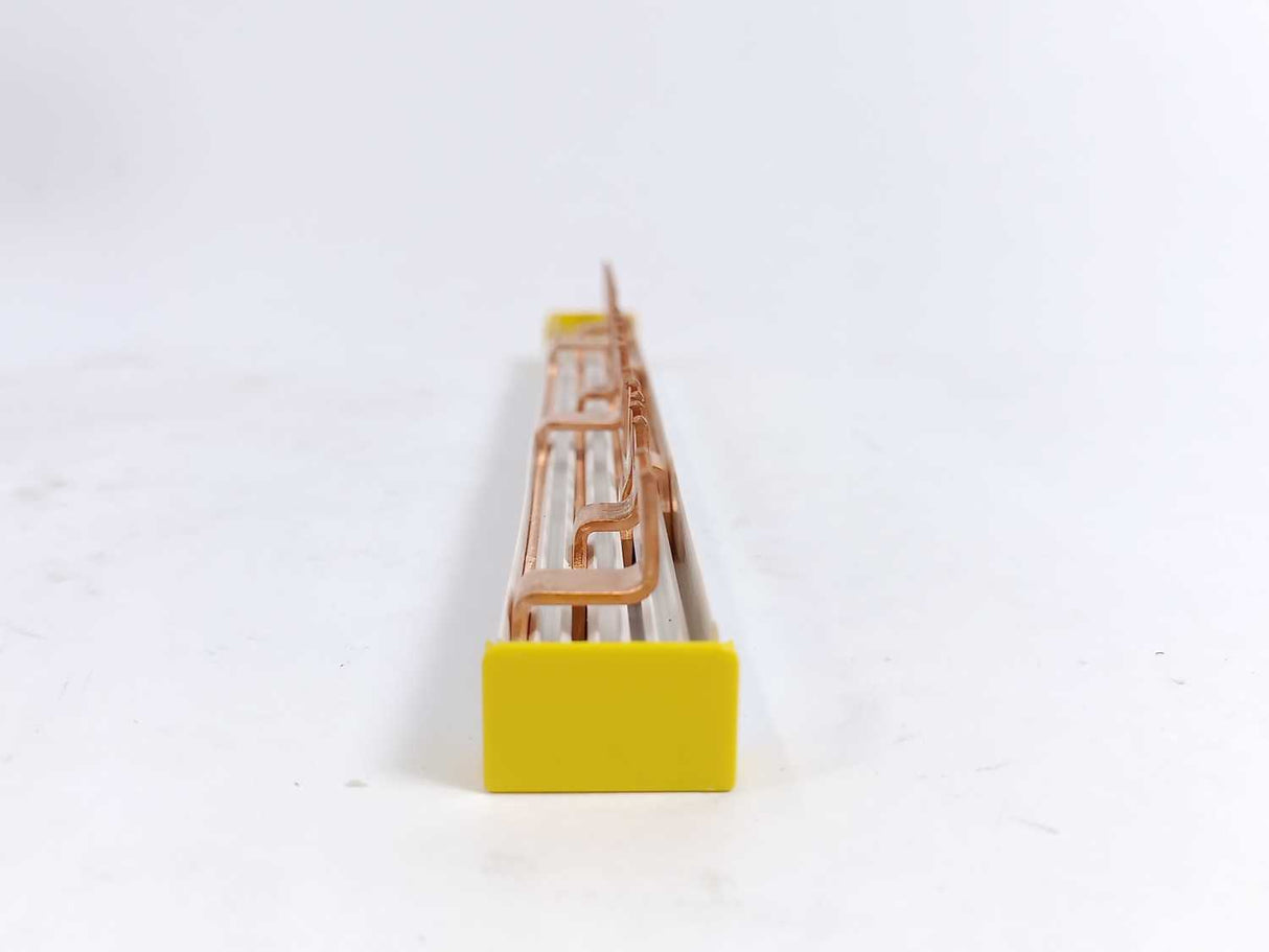 Schneider Electric R9XFH412 Comb Busbar 4P 12mod 63A N-L1-L2-L3 Batch 5pcs.