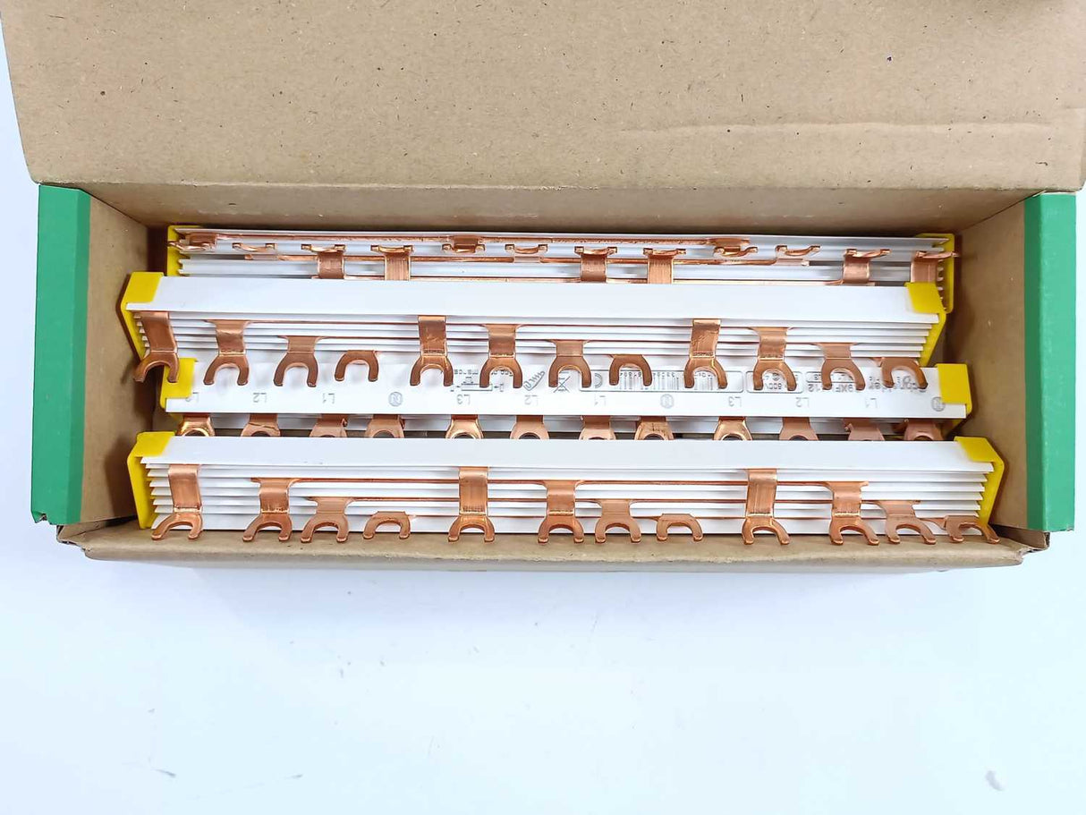 Schneider Electric R9XFH412 Comb Busbar 4P 12mod 63A N-L1-L2-L3 Batch 5pcs.